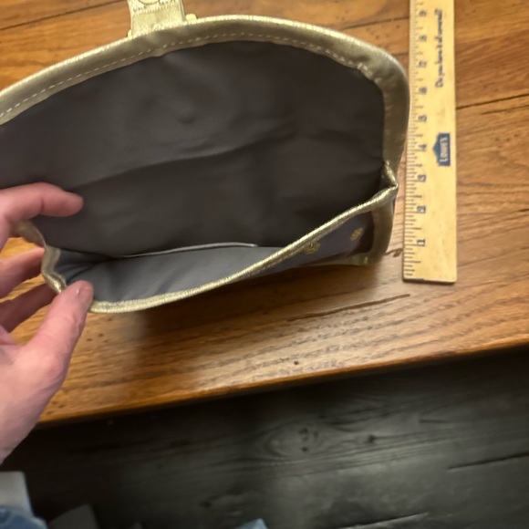 Girls’ Belt Bag NWT - Picture 2 of 3